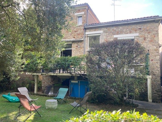 RENNES Maison de charme 6 chambres 232 m²